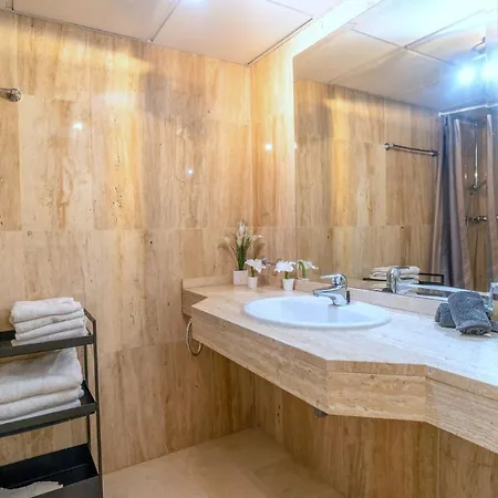 Апартаменты Stunning Modern Jardines De Santa Maria Golf, Elviria, *