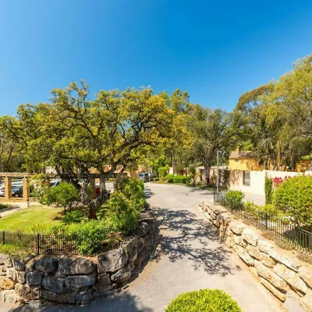 Stunning Modern Jardines De Santa Maria Golf, Elviria, Apartment
