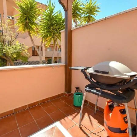 Stunning Modern Jardines De Santa Maria Golf, Elviria, Apartment