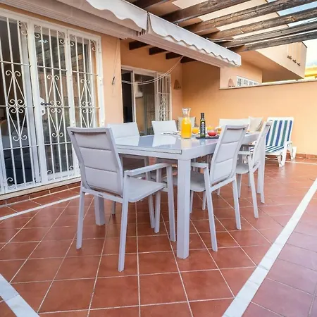 Апартаменти Stunning Modern Jardines De Santa Maria Golf, Elviria, *