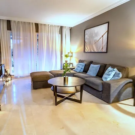 Stunning Modern Jardines De Santa Maria Golf, Elviria, Марбелья