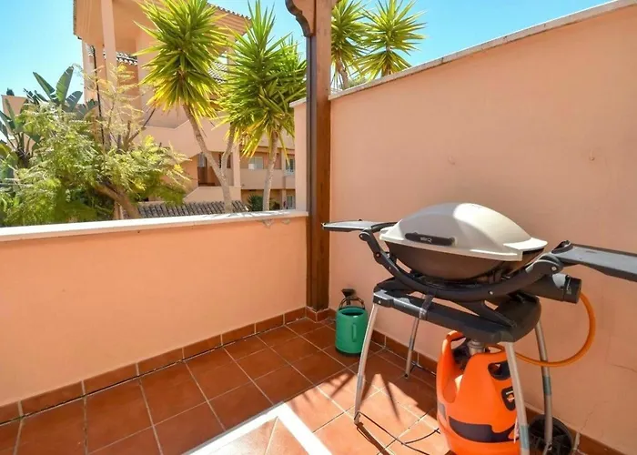 Stunning Modern Jardines De Santa Maria Golf, Elviria, Apartmán