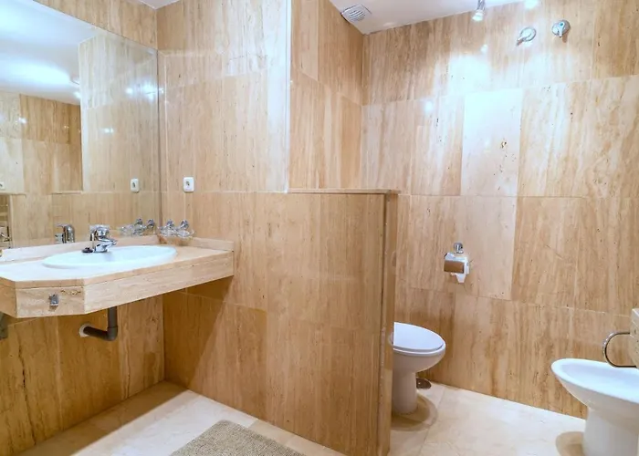 Stunning Modern Jardines De Santa Maria Golf, Elviria, Apartment
