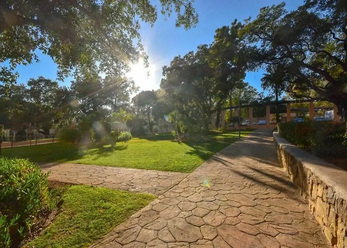 Stunning Modern Jardines De Santa Maria Golf, Elviria, 아파트 마르베야